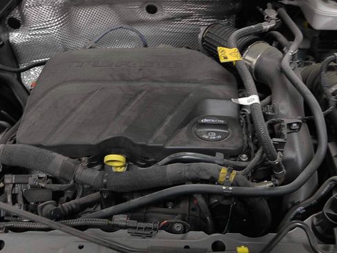 Used 2023 Buick Encore GX Select FWD image 16