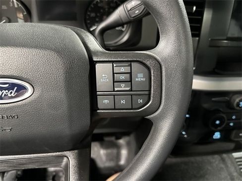 New 2023 Ford F550 4x4 Regular Cab Super Duty image 33