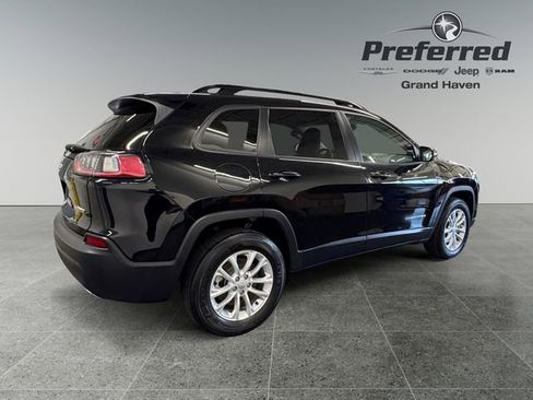 Used 2022 Jeep Cherokee Latitude Lux AWD/4WD image 17