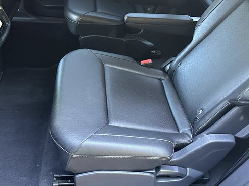 Used 2019 Volkswagen Atlas SE FWD image 19