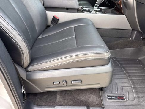 Used 2015 Ford Expedition EL Platinum image 10