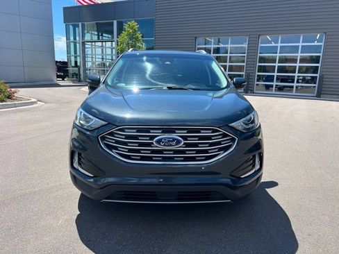 Used 2019 Ford Edge SEL w/ Equipment Group 201A AWD/4WD image 2