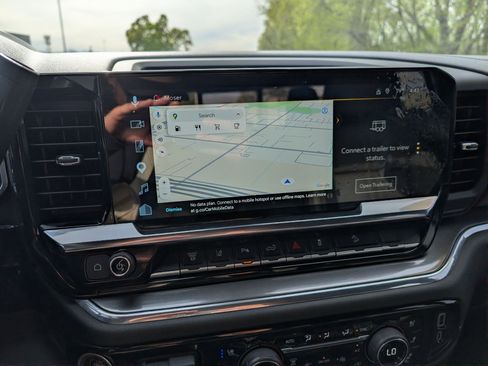 Used 2024 Chevrolet Silverado 3500 High Country w/ Technology Package image 19