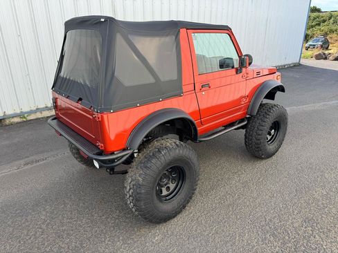Used 1988 Suzuki Samurai 4WD Soft Top image 5