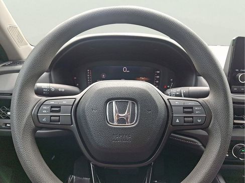 Used 2024 Honda Accord EX image 17