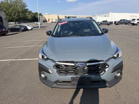Used 2024 Subaru Crosstrek 2.0i Premium AWD/4WD image 2