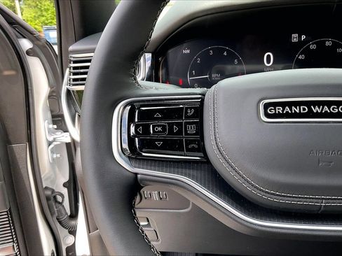 New 2026 Jeep Grand Wagoneer Summit w/ Rear Seat Video Group I AWD/4WD image 32