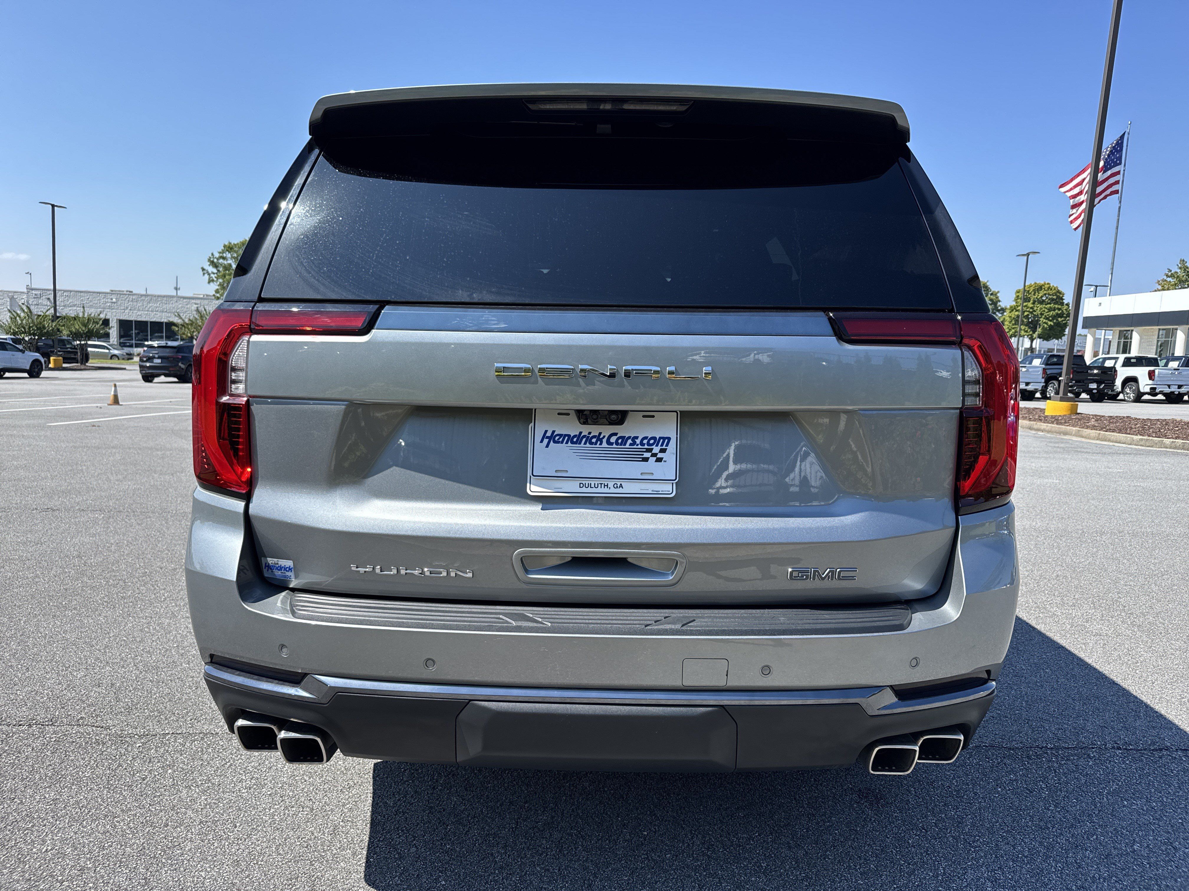 Used 2026 GMC Yukon Denali Ultimate AWD/4WD image 9