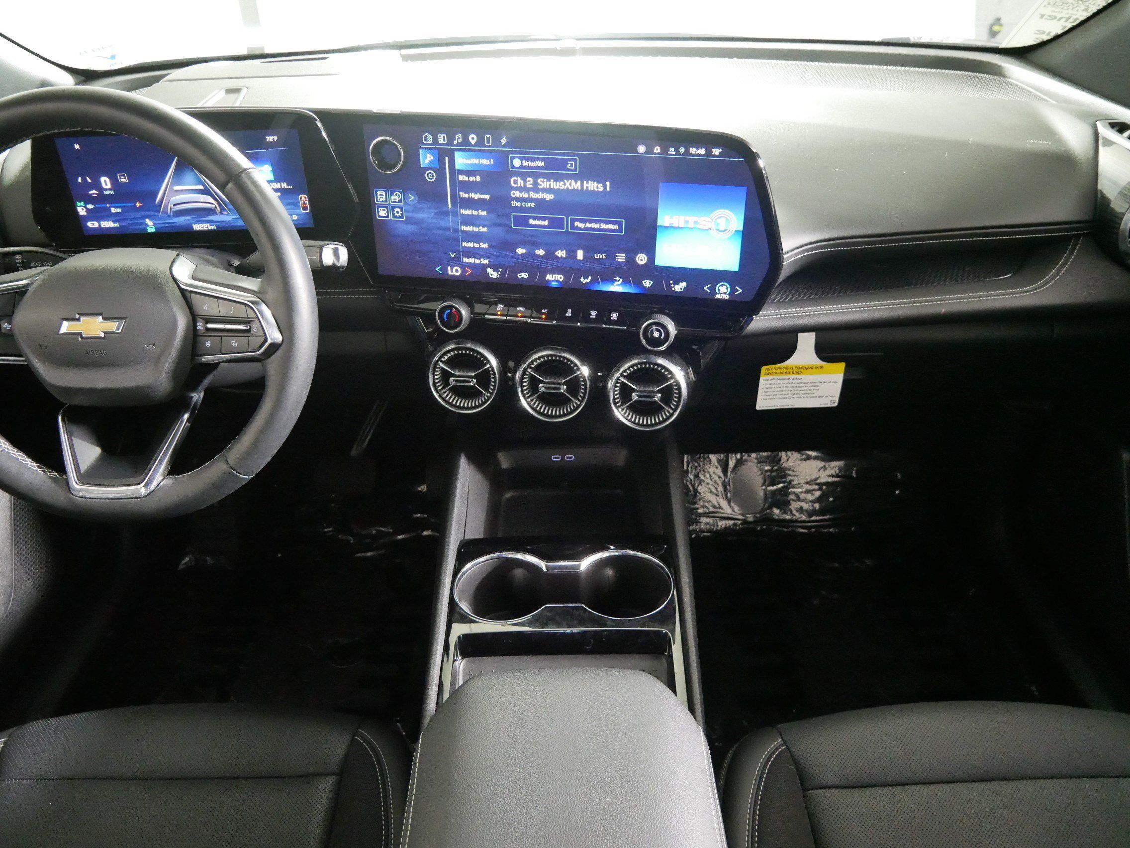 Used 2024 Chevrolet Blazer EV LT AWD/4WD image 10