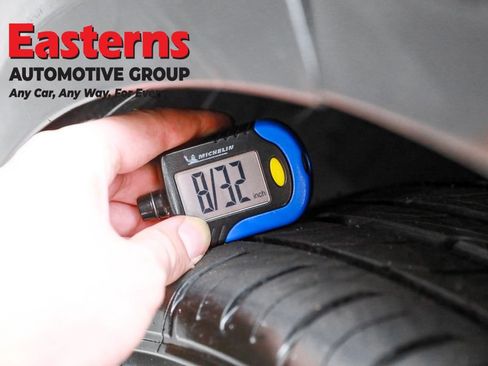 Used 2022 Kia Niro EX w/ Cold Weather Package image 26