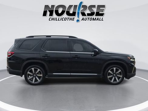 Used 2024 Honda Pilot Touring image 9