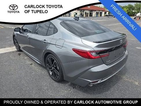 Used 2025 Toyota Camry XSE FWD image 5