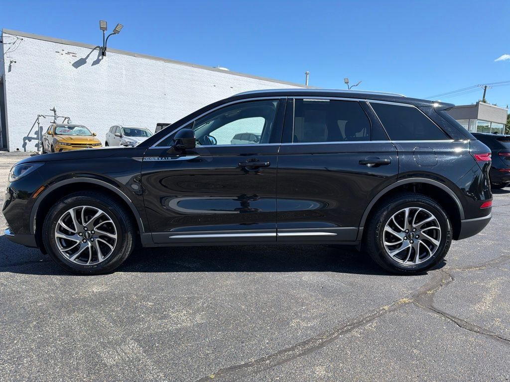 Used 2020 Lincoln Corsair AWD w/ Equipment Group 101A image 10