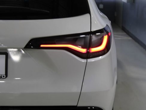 Certified 2025 Honda HR-V EX-L image 44