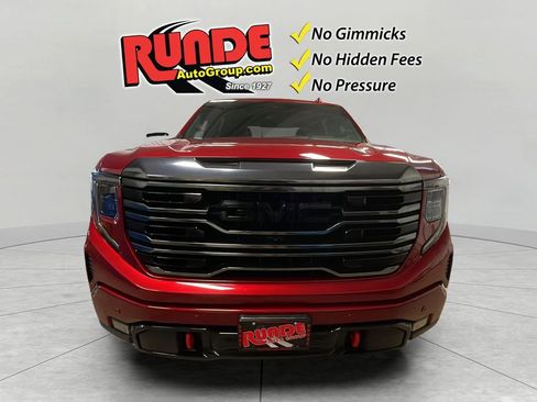 Used 2024 GMC Sierra 1500 AT4 w/ Technology Package image 2