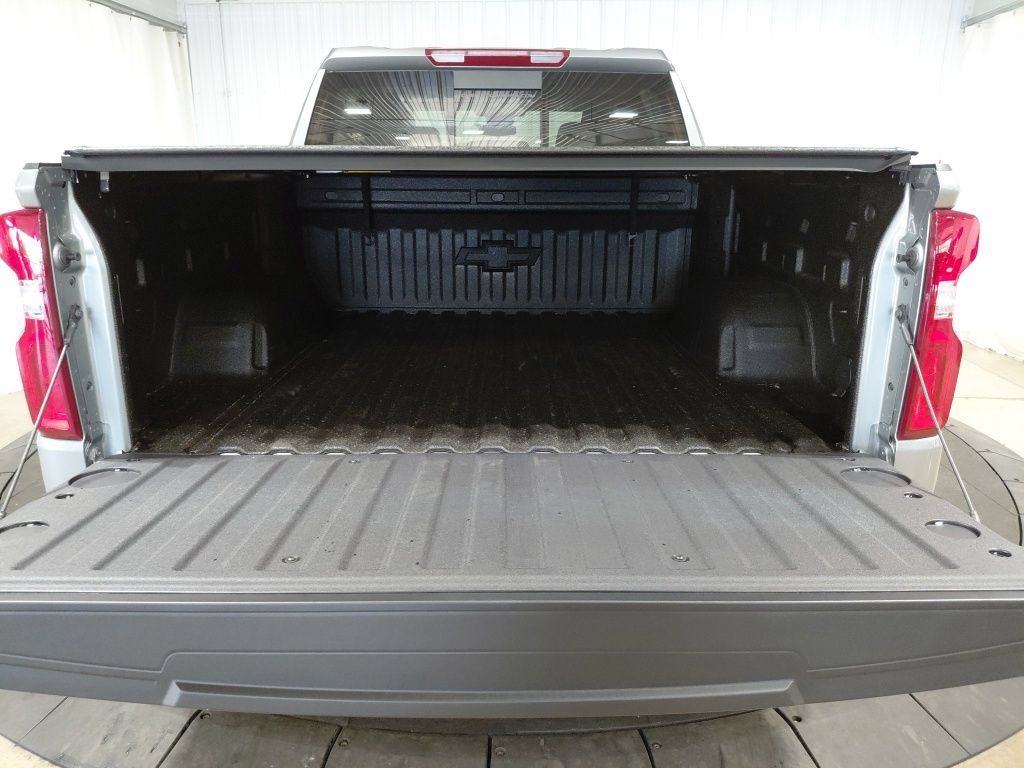 New 2026 Chevrolet Silverado 1500 RST AWD/4WD image 8