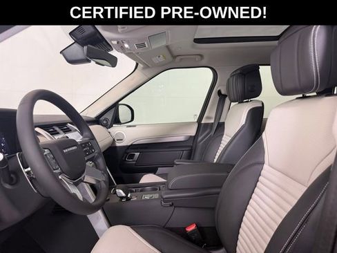Certified 2025 Land Rover Discovery Dynamic SE AWD/4WD image 33