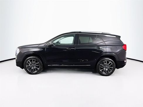 Used 2024 GMC Terrain Denali w/ Black Diamond Edition AWD/4WD image 4
