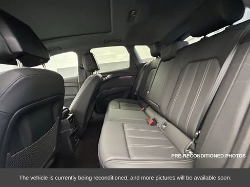 Used 2024 Audi Q4 e-tron Premium Plus w/ Premium Plus image 12