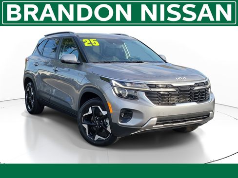 Used 2025 Kia Seltos S FWD image 1