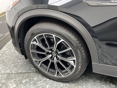 Certified 2025 MAZDA CX-70 Plug-In Hybrid w/ Premium Plus AWD/4WD image 34
