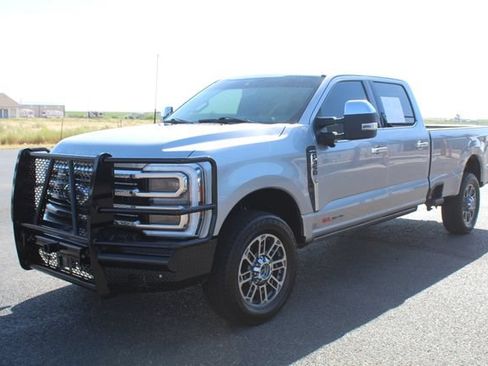 Used 2024 Ford F350 Limited w/ FX4 Off-Road Package AWD/4WD image 8