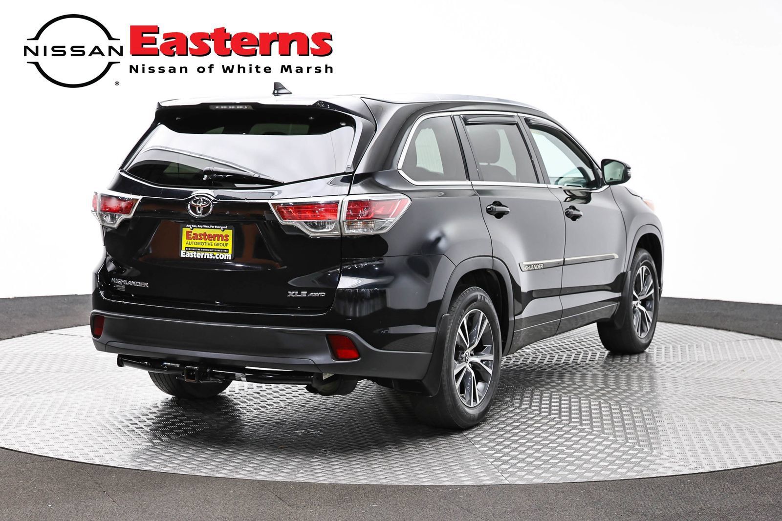 Used 2016 Toyota Highlander XLE AWD/4WD image 5