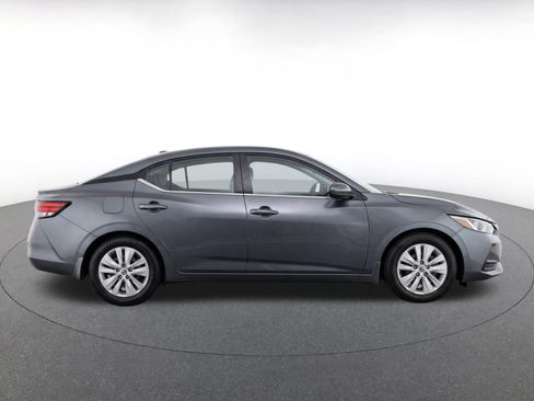 Used 2025 Nissan Sentra S FWD image 8