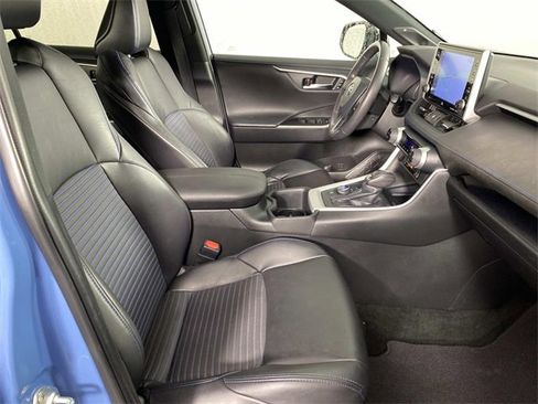 Used 2022 Toyota RAV4 XSE image 11