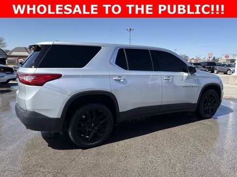 Used 2020 Chevrolet Traverse LS w/ LPO, Blackout Package image 2