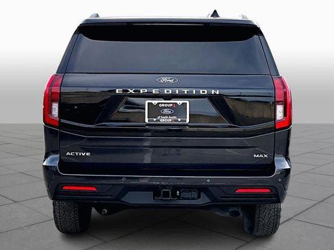 Used 2025 Ford Expedition Max Active image 5