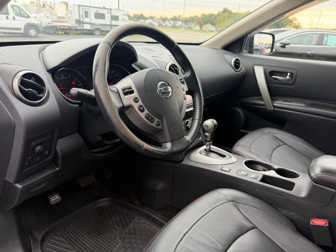 Used 2012 Nissan Rogue SL AWD/4WD image 21