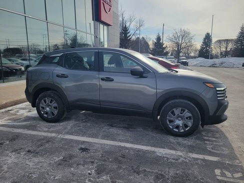 New 2026 Nissan Kicks S FWD image 3