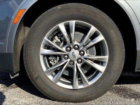 Used 2022 Cadillac XT5 Premium Luxury w/ LPO, Floor Liner Package image 8