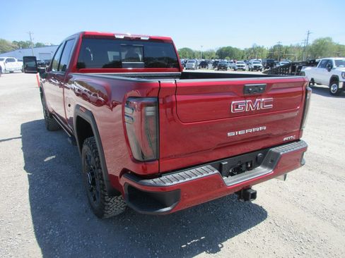 New 2026 GMC Sierra 2500 AT4 w/ AT4 Premium Plus Package AWD/4WD image 7