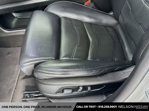 Used 2017 Cadillac XT5 Platinum AWD/4WD image 20