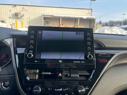 Used 2024 Toyota Camry XSE w/ Navigation Package image 24