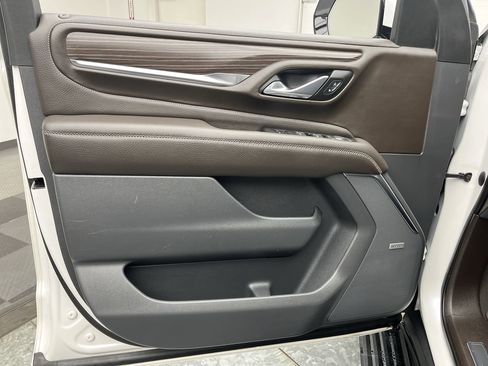 Certified 2021 GMC Yukon Denali w/ Denali Premium Package image 9