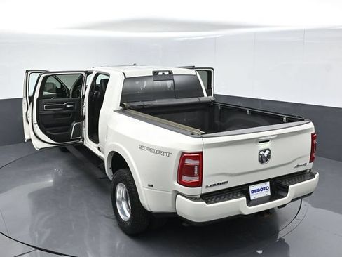 Used 2022 RAM 3500 Laramie AWD/4WD image 61
