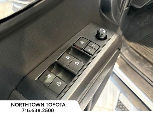 Used 2023 Toyota Tacoma TRD Sport w/ Advanced Technology Package image 29