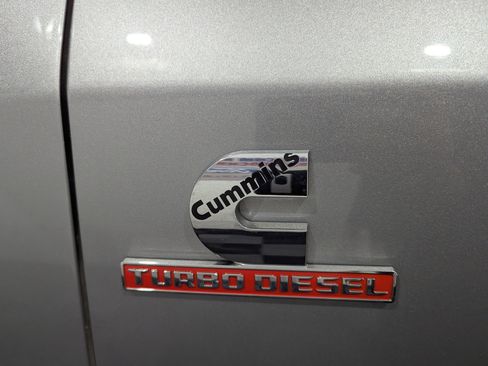 Used 2024 RAM 2500 Big Horn AWD/4WD image 8