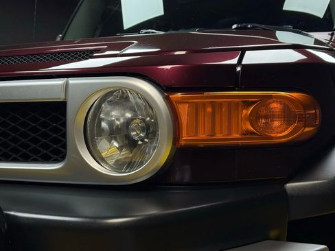 Used 2007 Toyota FJ Cruiser 4WD image 7