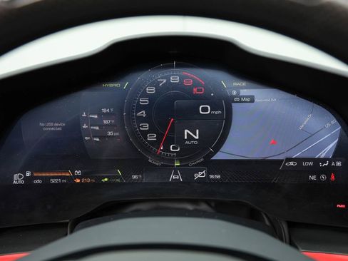 Used 2024 Ferrari 296 GTS RWD image 10