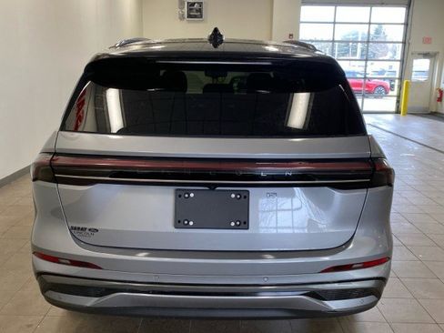 New 2025 Lincoln Nautilus Reserve w/ Jet Appearance Package image 6