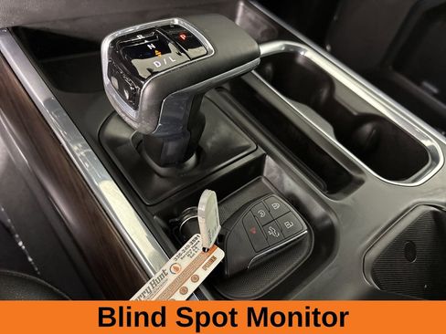 Used 2023 GMC Sierra 1500 SLT w/ SLT Premium Plus Package image 18