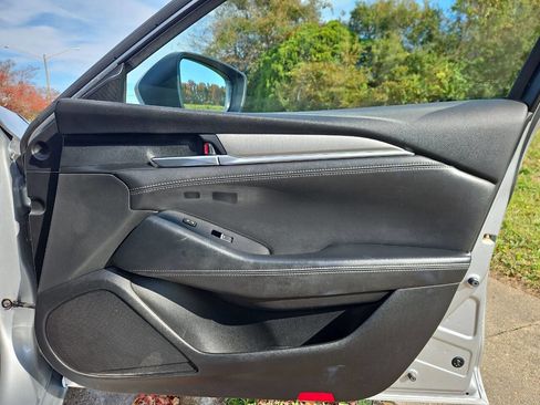 Used 2018 MAZDA MAZDA6 Touring image 16