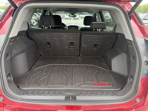 Used 2020 GMC Terrain SLE w/ Driver Convenience Package FWD image 30