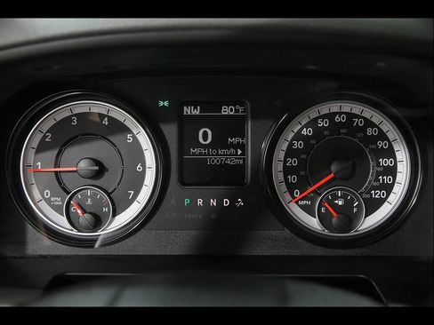 Used 2019 RAM 1500 Express w/ Express Value Package AWD/4WD image 7