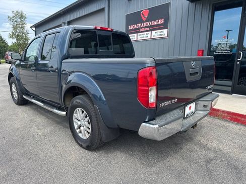 Used 2019 Nissan Frontier SV AWD/4WD image 3