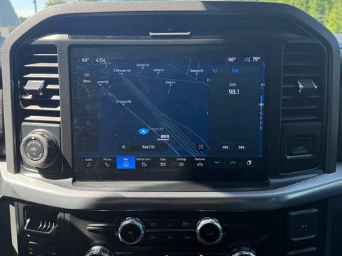 Used 2025 Ford F150 Lariat AWD/4WD image 17
